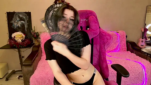 Alisa Black Star online show from 01-24-25, 02:19