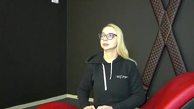 CelineConner online show from 02-20-25, 05:12