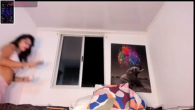 Snapshot of kaamilah chatting on 11-13-25, 04:11 kaamilah online show from 11-13-25, 04:11