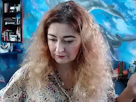 Snapshot of Helen1974 chatting on 12-17-24, 02:11 Helen1974 online show from 12-17-24, 02:11