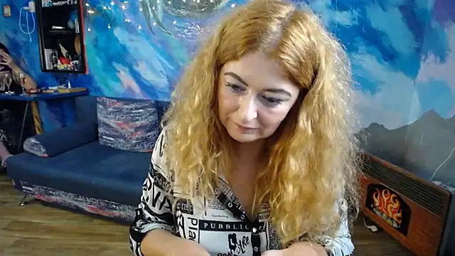 Snapshot of Helen1974 chatting on 11-24-25, 09:03 Helen1974 online show from 11-24-25, 09:03