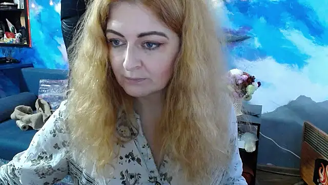 Snapshot of Helen1974 chatting on 11-25-25, 09:20 Helen1974 online show from 11-25-25, 09:20