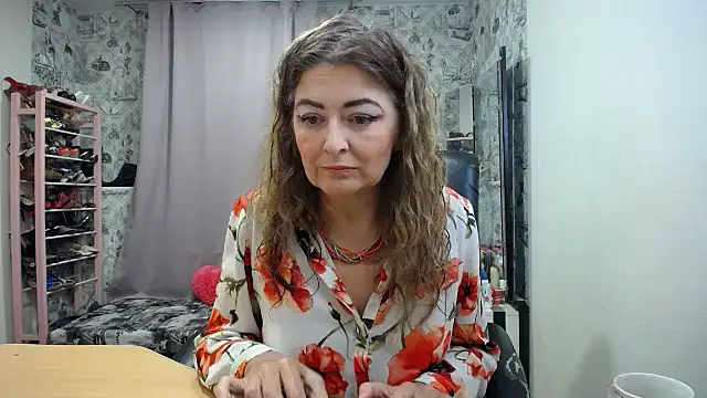 Helen1974 online show from 06-02-26, 10:12