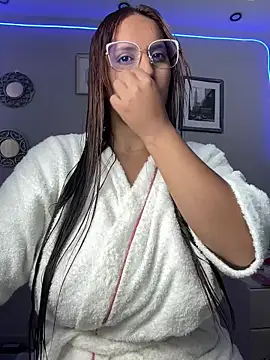 Snapshot of Seized_lust chatting on 01-03-25, 04:27 Seized lust online show from 01-03-25, 04:27