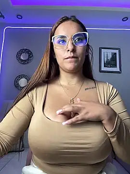 Snapshot of Seized_lust chatting on 01-26-25, 12:33 Seized lust online show from 01-26-25, 12:33