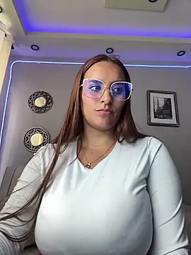 Snapshot of Seized_lust chatting on 02-06-25, 06:46 Seized lust online show from 02-06-25, 06:46