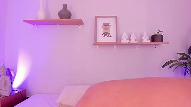 sophiarossee  online show from 03-19-25, 10:55