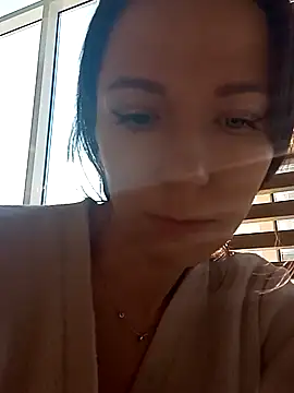 Brilliant-Queen1 online show from 01-02-25, 02:43