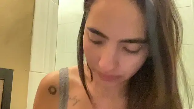 Sophi  a online show from 01-17-26, 02:11