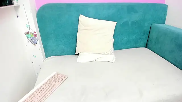 moon cake online show from 01-15-25, 03:29