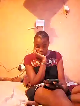 Snapshot of cute_naimah chatting on 10-07-25, 04:15 cute naimah online show from 10-07-25, 04:15