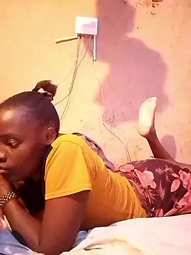 Snapshot of cute_naimah chatting on 10-12-25, 03:33 cute naimah online show from 10-12-25, 03:33