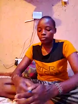 Snapshot of cute_naimah chatting on 11-17-25, 04:40 cute naimah online show from 11-17-25, 04:40