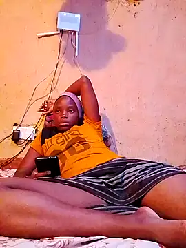 Snapshot of cute_naimah chatting on 11-17-25, 05:19 cute naimah online show from 11-17-25, 05:19