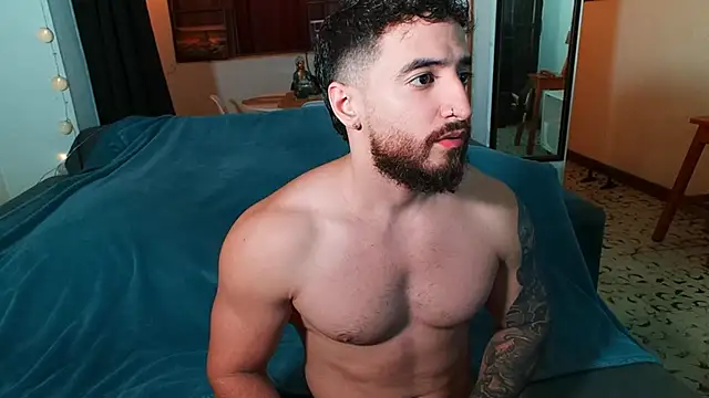 Snapshot of AndrewMartinez chatting on 01-28-25, 11:28 AndrewMartinez online show from 01-28-25, 11:28