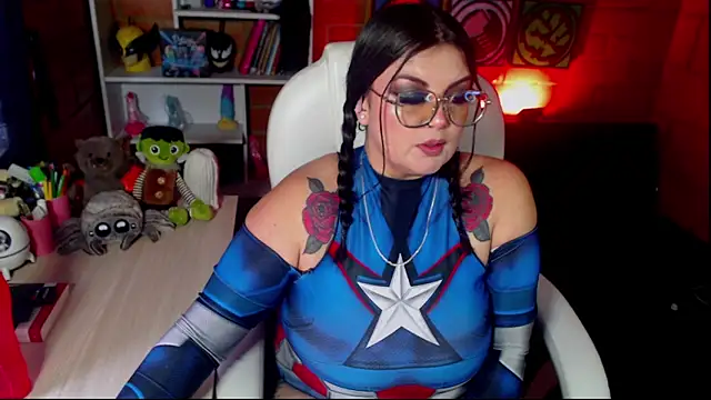 juliette rd online show from 09-19-25, 04:18