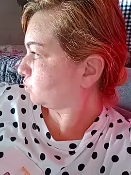 laiscibelle online show from 11-30-25, 06:12