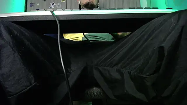 zacwatson  online show from 02-10-25, 02:16