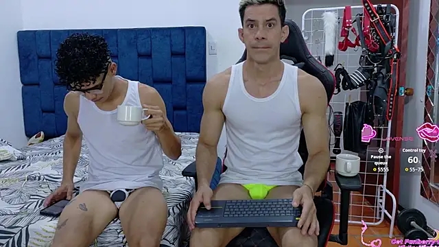 JoseRumbero26 online show from 11-25-25, 12:16