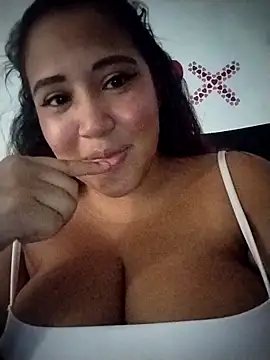 I am yours- online show from 04-23-26, 07:49