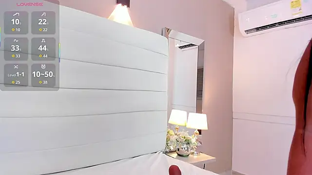 Lilly 2809  online show from 02-19-26, 04:41