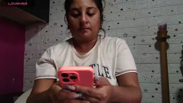 Snapshot of dayanara_kamal chatting on 06-09-26, 02:39 dayanara kamal online show from 06-09-26, 02:39