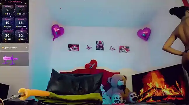 Snapshot of _ChanellR_ chatting on 01-20-25, 11:35 ChanellR online show from 01-20-25, 11:35