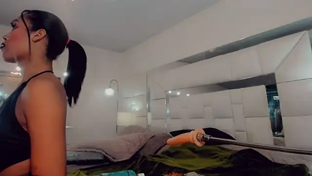 Snapshot of _ChanellR_ chatting on 03-14-25, 11:45 ChanellR online show from 03-14-25, 11:45