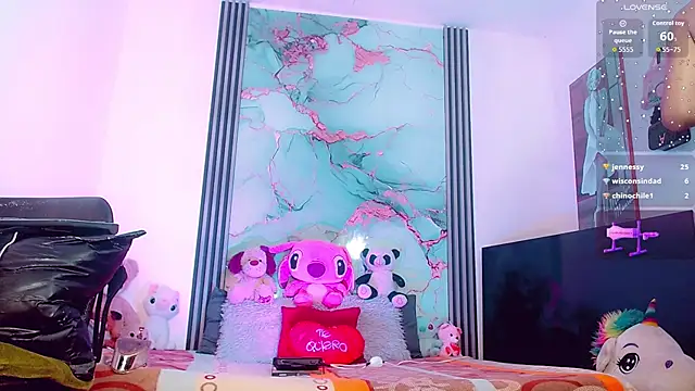 Snapshot of _ChanellR_ chatting on 09-23-25, 11:08 ChanellR online show from 09-23-25, 11:08