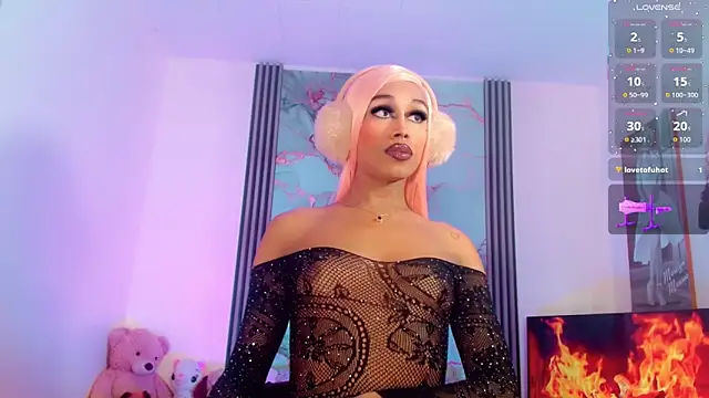 Snapshot of _ChanellR_ chatting on 10-22-25, 11:04 ChanellR online show from 10-22-25, 11:04