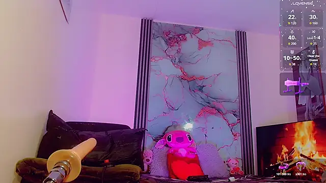 Snapshot of _ChanellR_ chatting on 11-24-25, 07:13 ChanellR online show from 11-24-25, 07:13