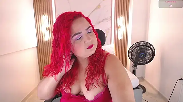 Snapshot of Mariana_Rojas chatting on 05-20-26, 05:24 Mariana Rojas online show from 05-20-26, 05:24