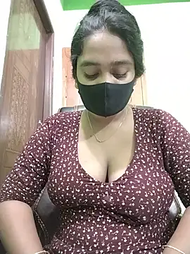 Snapshot of Kotha_-Moni chatting on 01-09-25, 12:41 Kotha -Moni online show from 01-09-25, 12:41