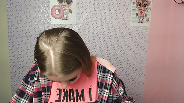 AliceFlirtt  online show from 01-07-25, 01:57