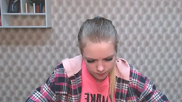 AliceFlirtt  online show from 02-05-25, 01:44