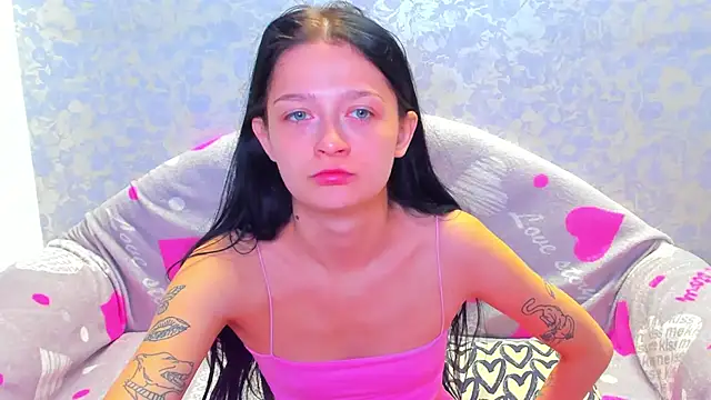 Snapshot of Vanessa_Florence chatting on 09-27-25, 01:32 Vanessa Florence online show from 09-27-25, 01:32