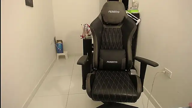 Snapshot of susana2523 chatting on 01-31-25, 09:27 susana2523 online show from 01-31-25, 09:27