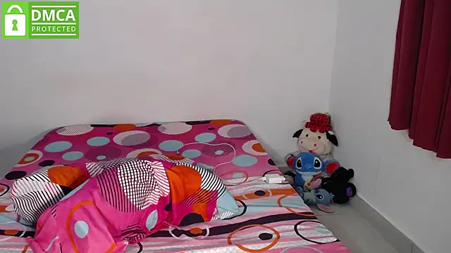 Snapshot of susana2523 chatting on 10-07-25, 05:26 susana2523 online show from 10-07-25, 05:26