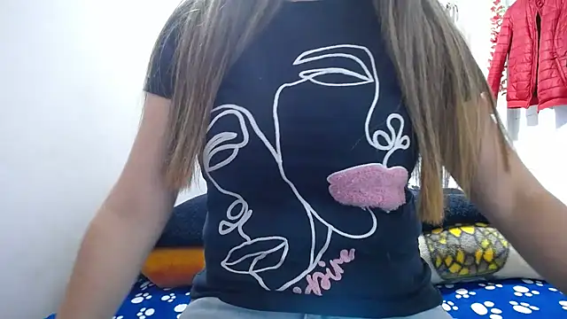 Luna girlhot  online show from 05-08-26, 05:51