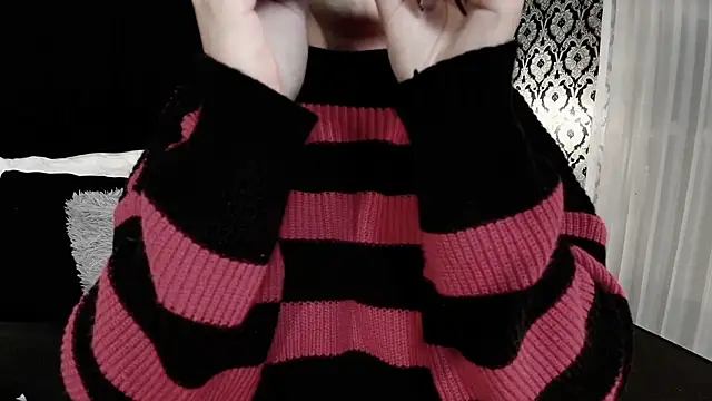 Adeelinee online show from 10-23-25, 07:56