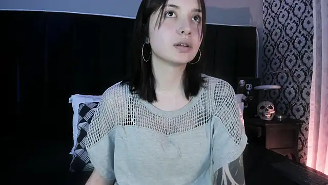 Adeelinee online show from 03-26-26, 08:03