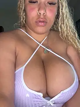 lovelymyah online show from 03-21-25, 12:18