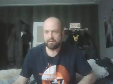 Snapshot of Prehistorixxx2686 chatting on 12-13-24, 12:28 Prehistorixxx2686 online show from 12-13-24, 12:28