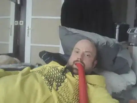 Snapshot of Prehistorixxx2686 chatting on 01-24-25, 11:48 Prehistorixxx2686 online show from 01-24-25, 11:48