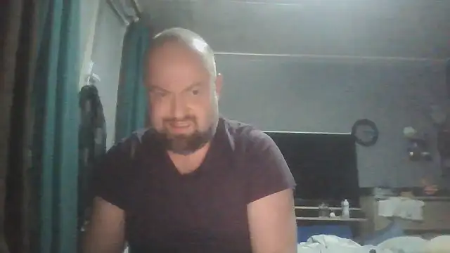 Snapshot of Prehistorixxx2686 chatting on 12-14-25, 03:17 Prehistorixxx2686 online show from 12-14-25, 03:17