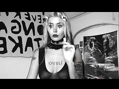 god x girl online show from 11-12-25, 09:47