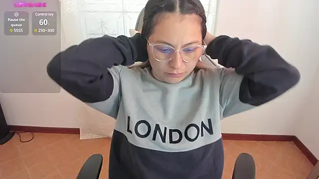 samantha  wilson online show from 12-14-24, 01:38