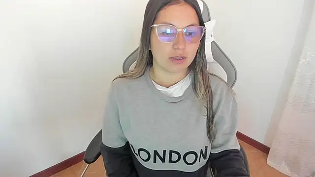 samantha  wilson online show from 01-07-25, 01:46