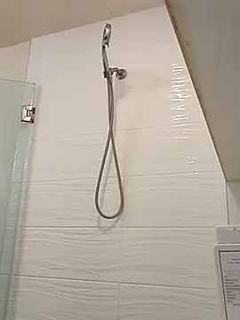 El Gizmo online show from 03-14-25, 05:13