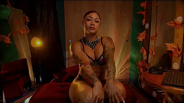 Snapshot of HeidiCox chatting on 02-02-25, 07:25 HeidiCox online show from 02-02-25, 07:25